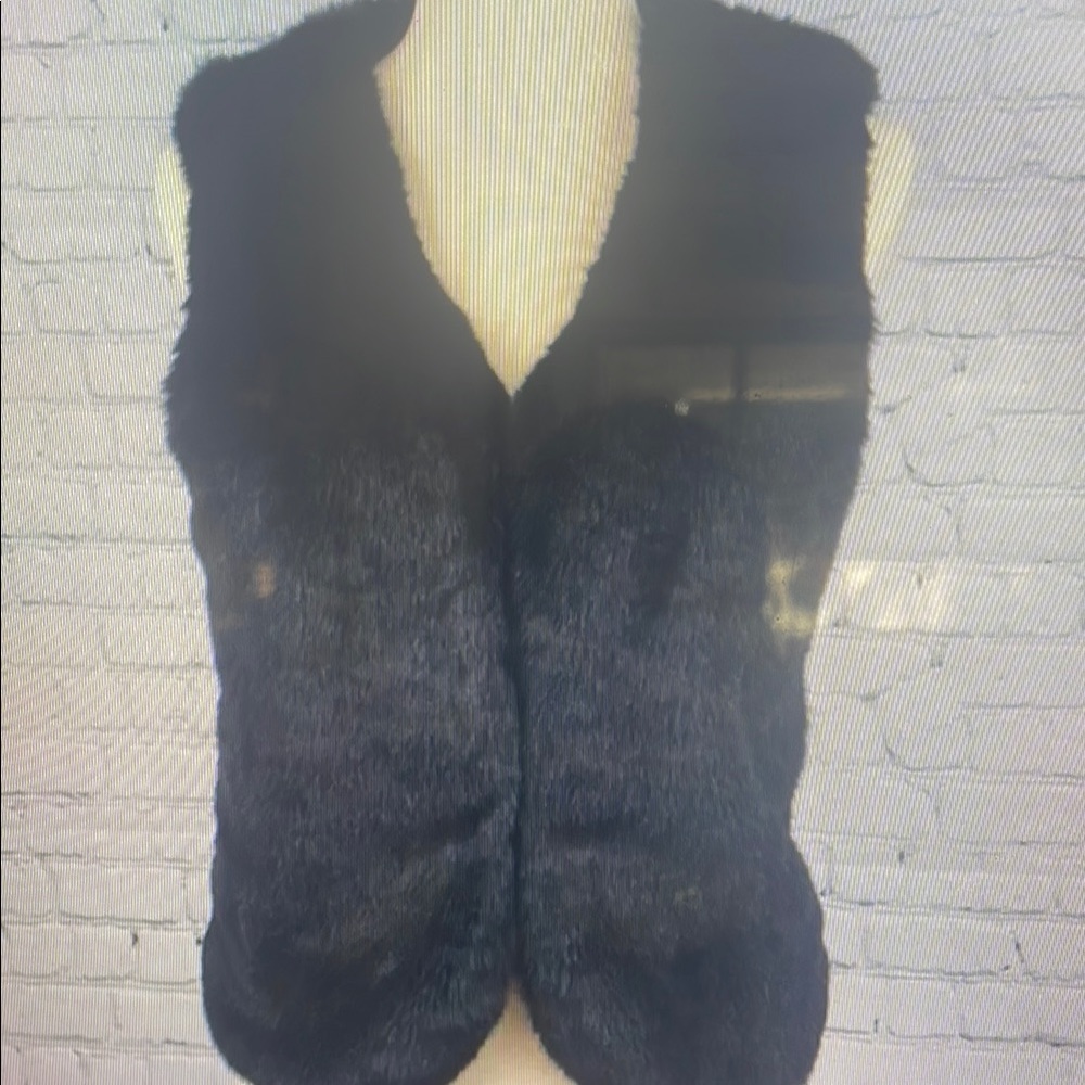 Women's Black Faux Fur Vest